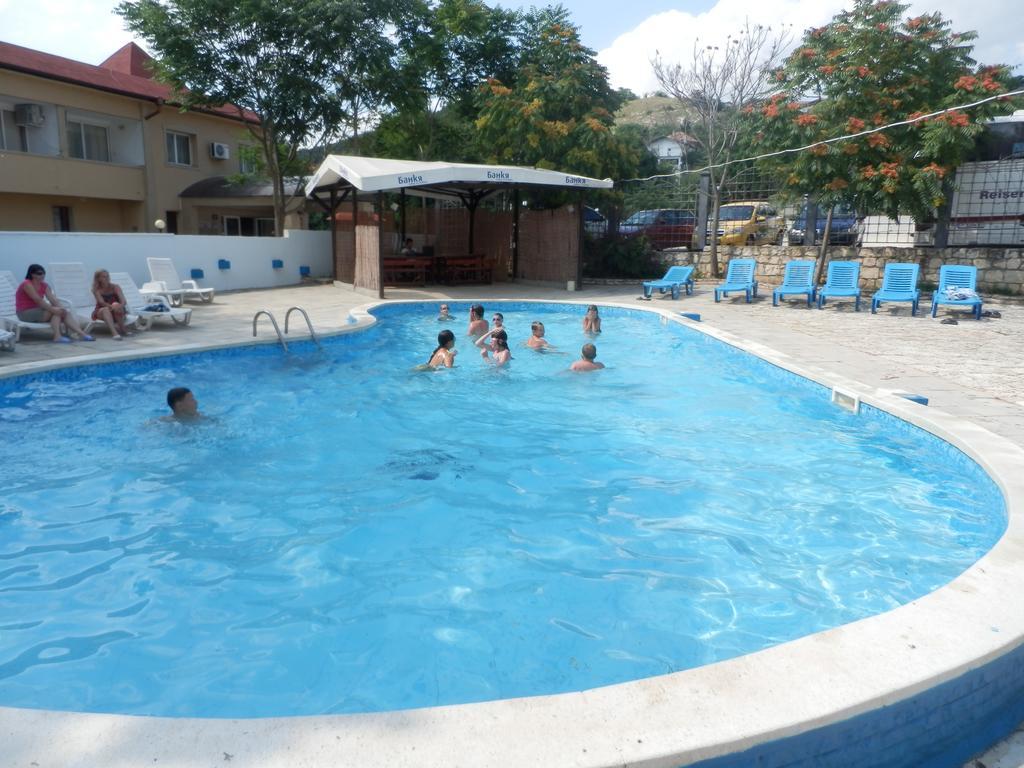 Olimpia Supersnab Hotel Balchik Exterior foto